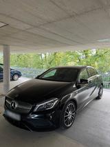 Mercedes-Benz A Klasse 220 4Matic - Mercedes-Benz E 220 mit Benzin-Antrieb: Automatik