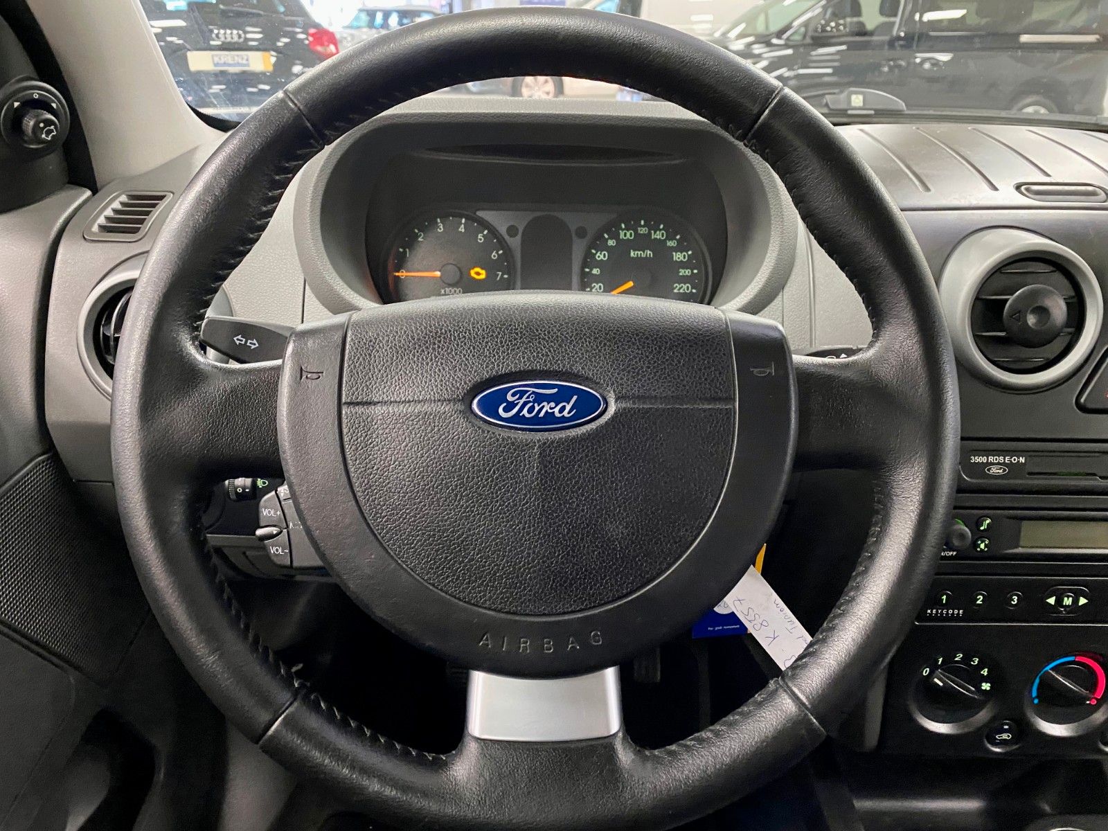 Fahrzeugabbildung Ford Fusion 1.4 16V Trend+Klimaanlage+Lederlenkrad+++
