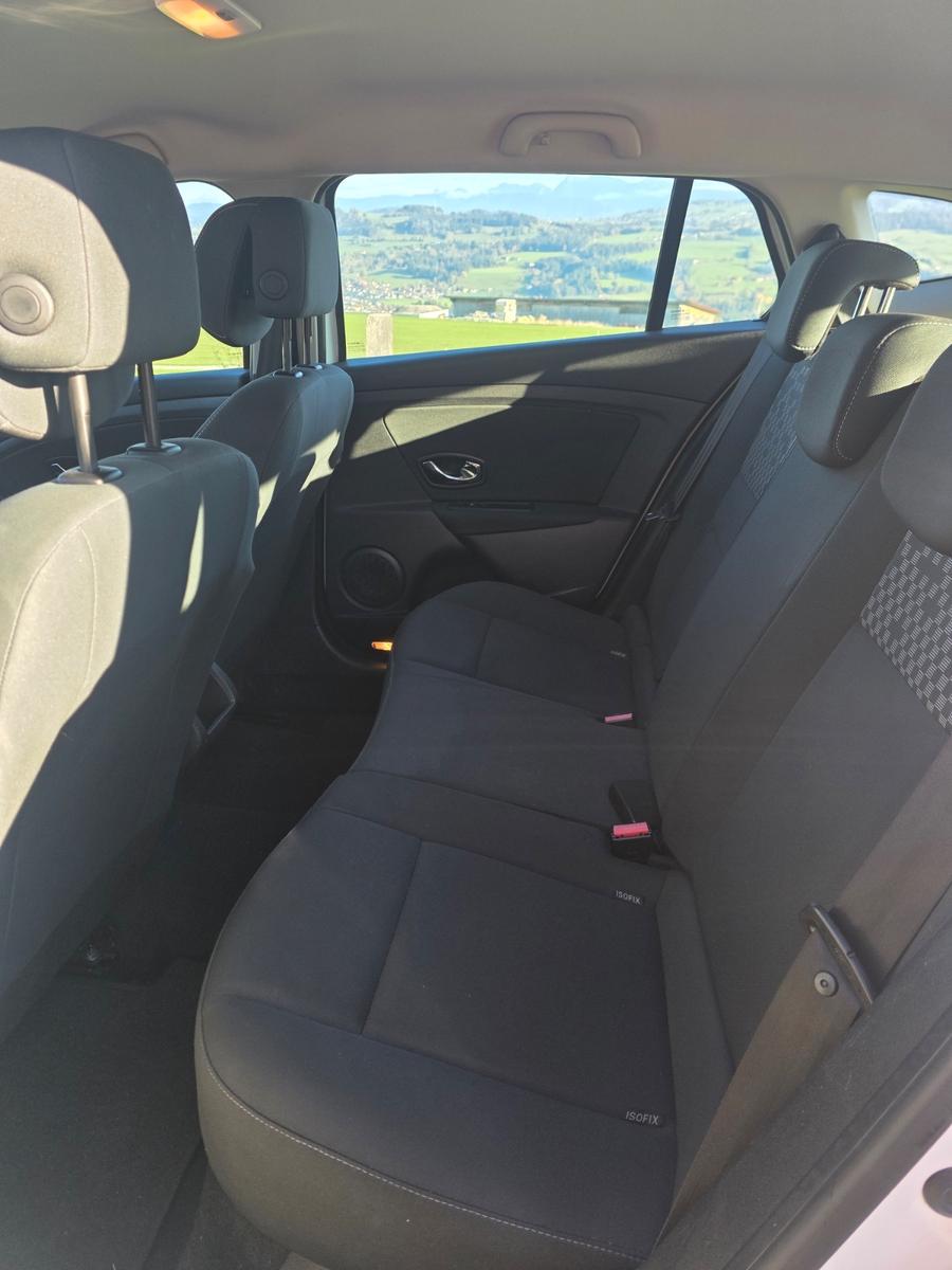Renault Megane 2012 — photo 10