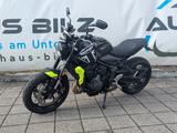 Triumph Trident 660 *Tieferlegung* Yetblack Yellow* 1.Hd - TRIUMPH TRIDENT