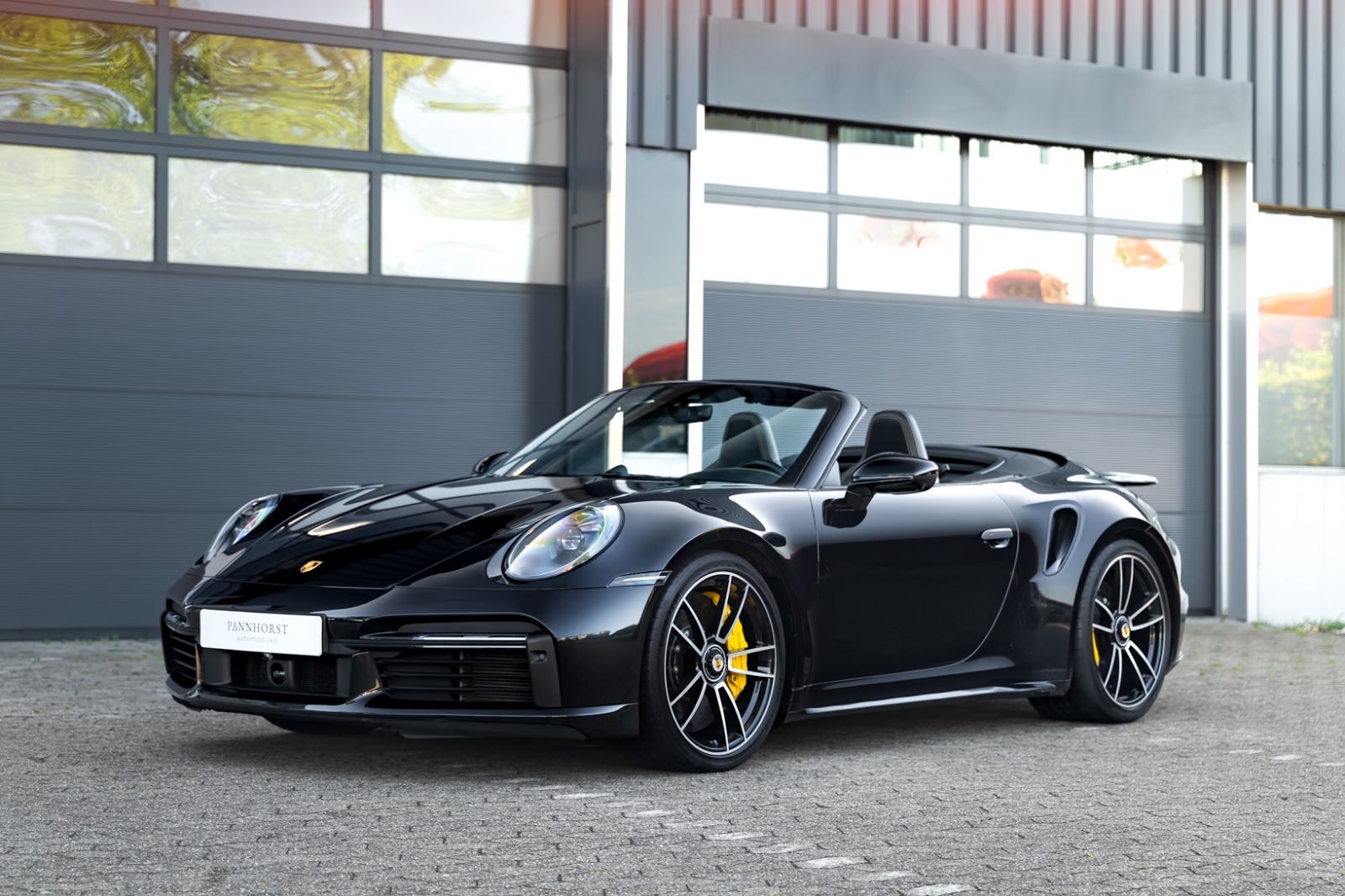 PORSCHE 992.1 Turbo S Cabriolet Burmester Lift PDLS Plus