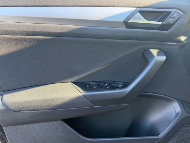 T-Roc Life 1.5 TSI DSG AHK/LED/SHZ/NAVI/ Klima