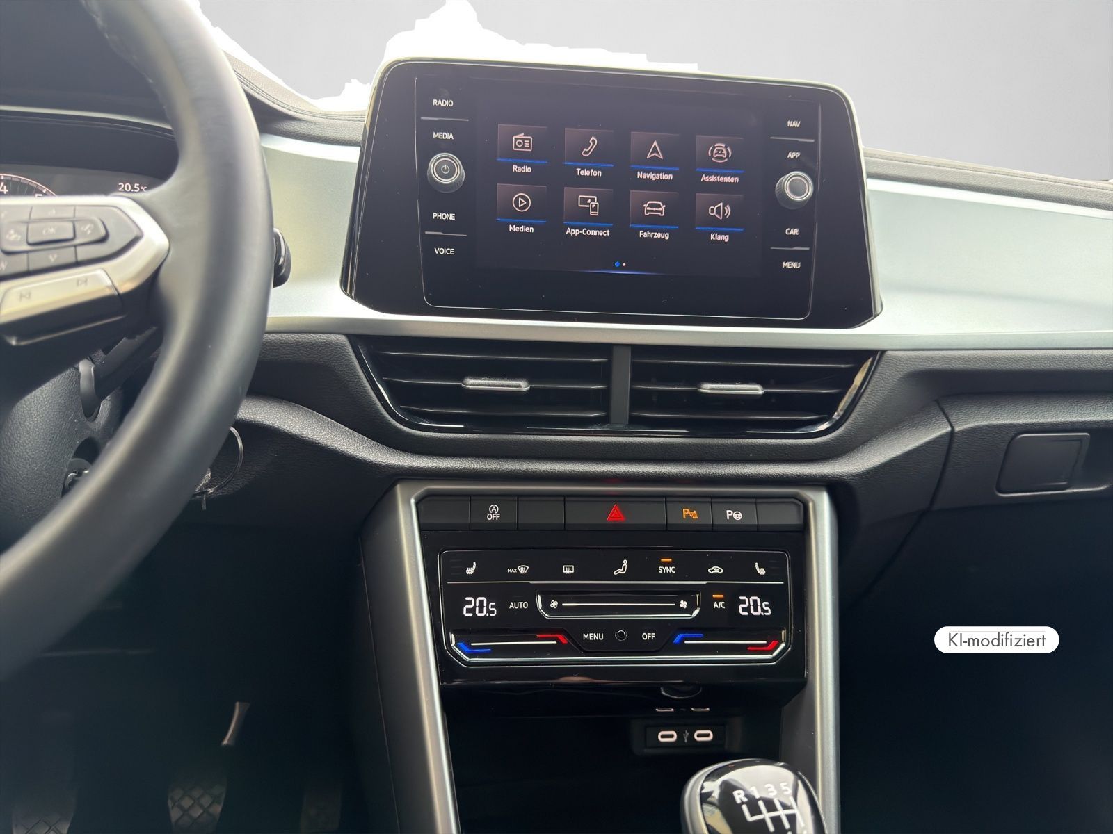 Volkswagen T-Roc - Bild 12