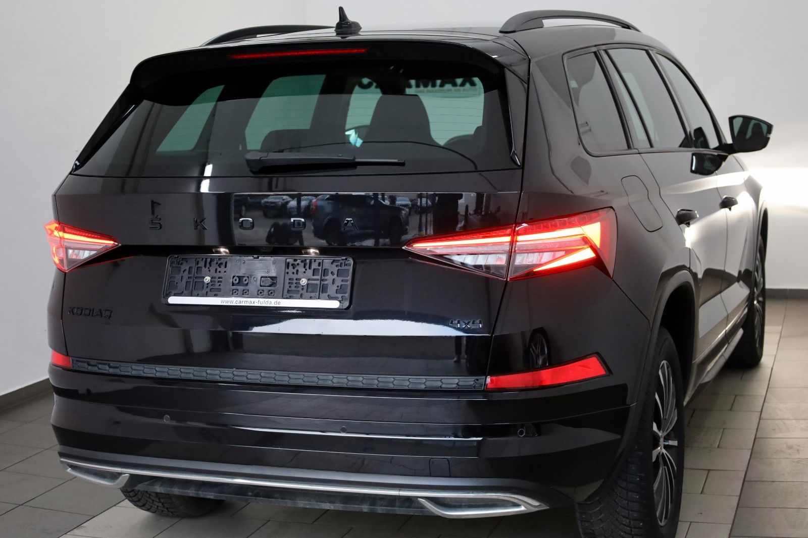 Fahrzeugabbildung SKODA Kodiaq Sportline 4x4,DSG, ACC, Matrix+WR, AHK el