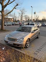 Mercedes-Benz - Mercedes-Benz E 320 in Bielefeld