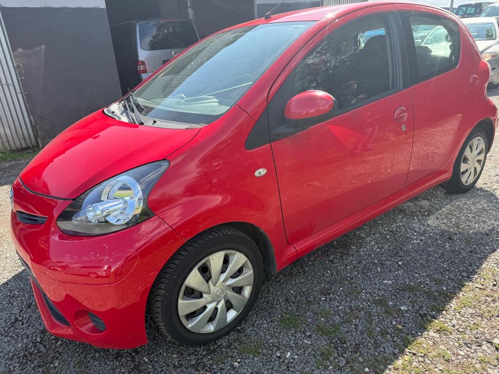 Toyota Aygo (X)