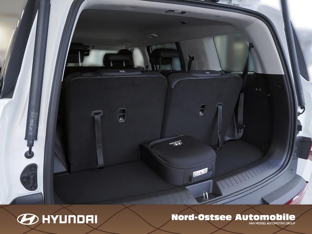 Fahrzeugabbildung Hyundai SANTA FE PHEV SIGNATURE DigitalKey 360° el. Heck