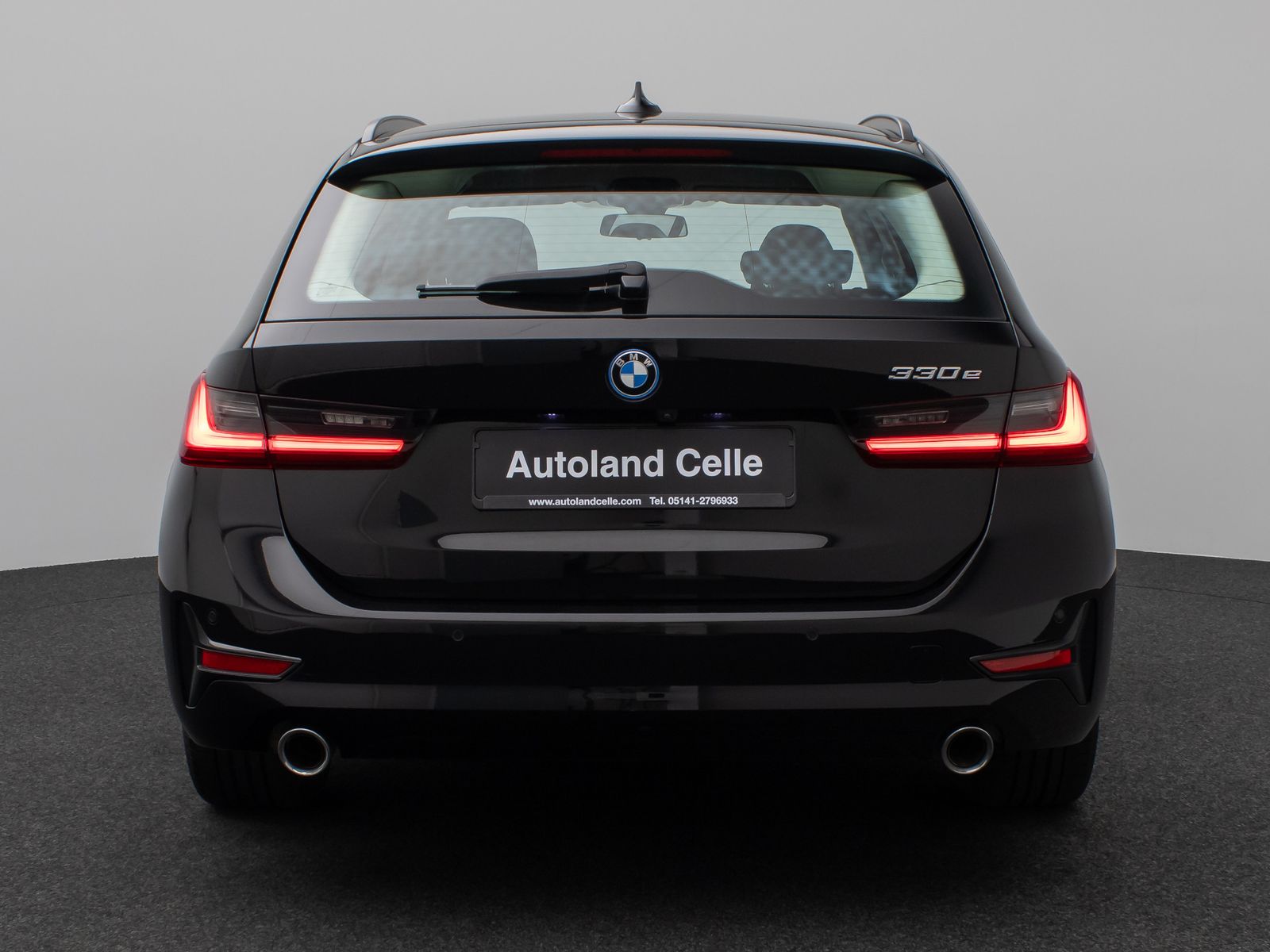 Fahrzeugabbildung BMW 330e Alarm Kamera DAB Stop&Go M Sportleder LED