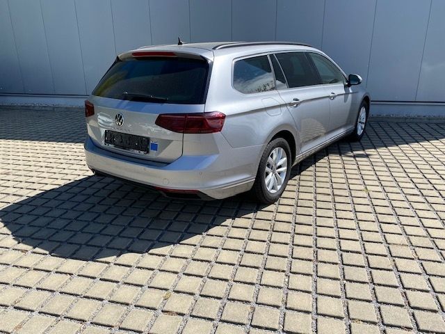 Passat Variant 2.0 TDI DSG AHK/STAND-HZ/MATRIX/N
