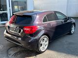 Mercedes-Benz A 200 BlueEfficiency 7G-Tronic Navi/ RFK/ Leder - Mercedes-Benz A 200 mit Benzin-Antrieb: Automatik