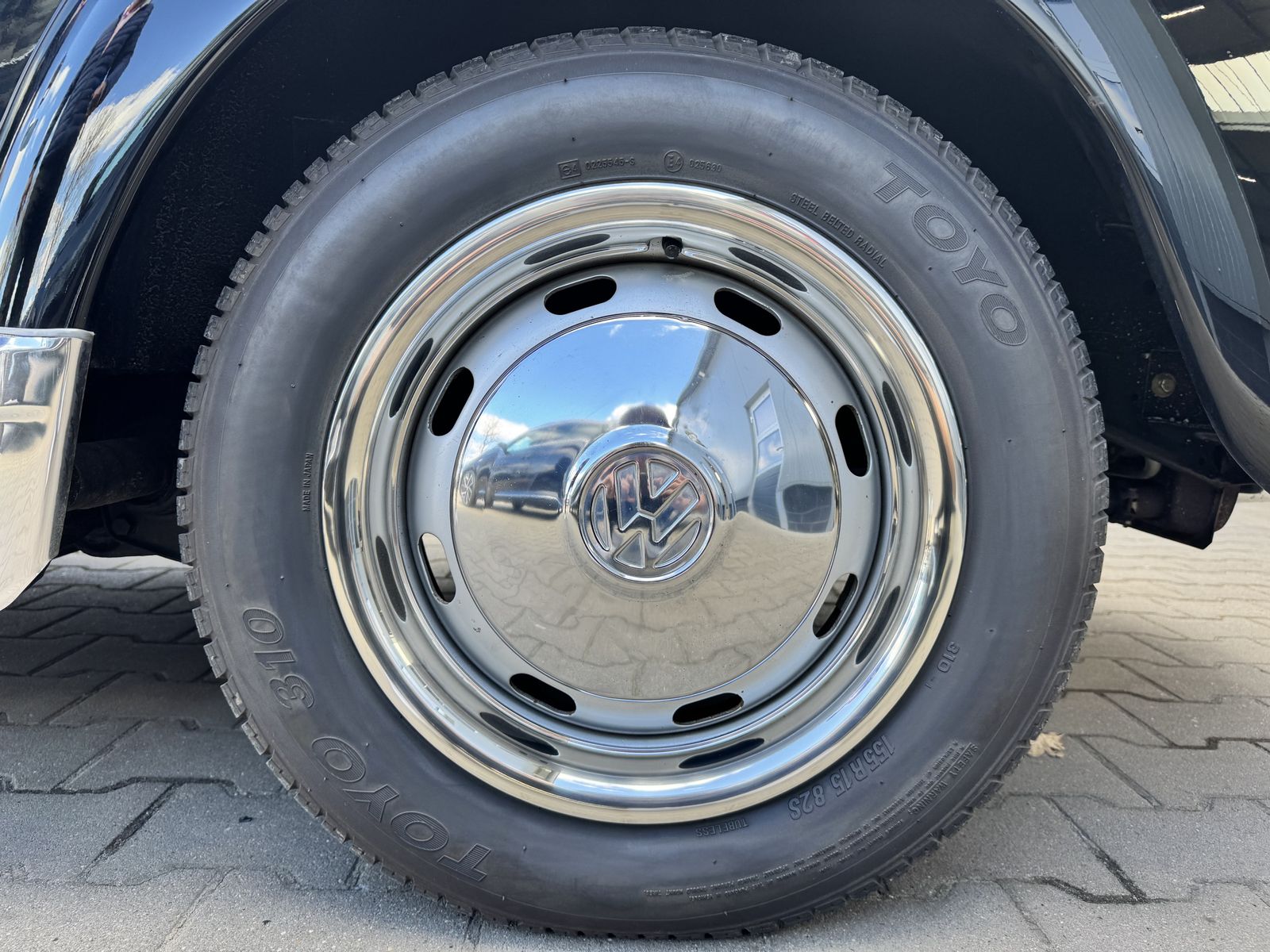 Fahrzeugabbildung Volkswagen Käfer 1303 Karmann Cabriolet MATCHING-NUMBERS