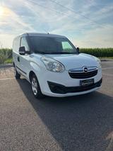 Opel Combo + IVA 1.6 Diesel *FRIZIONE NUOVA* - gebrauchte Opel Combo aus dem Jahr 2013