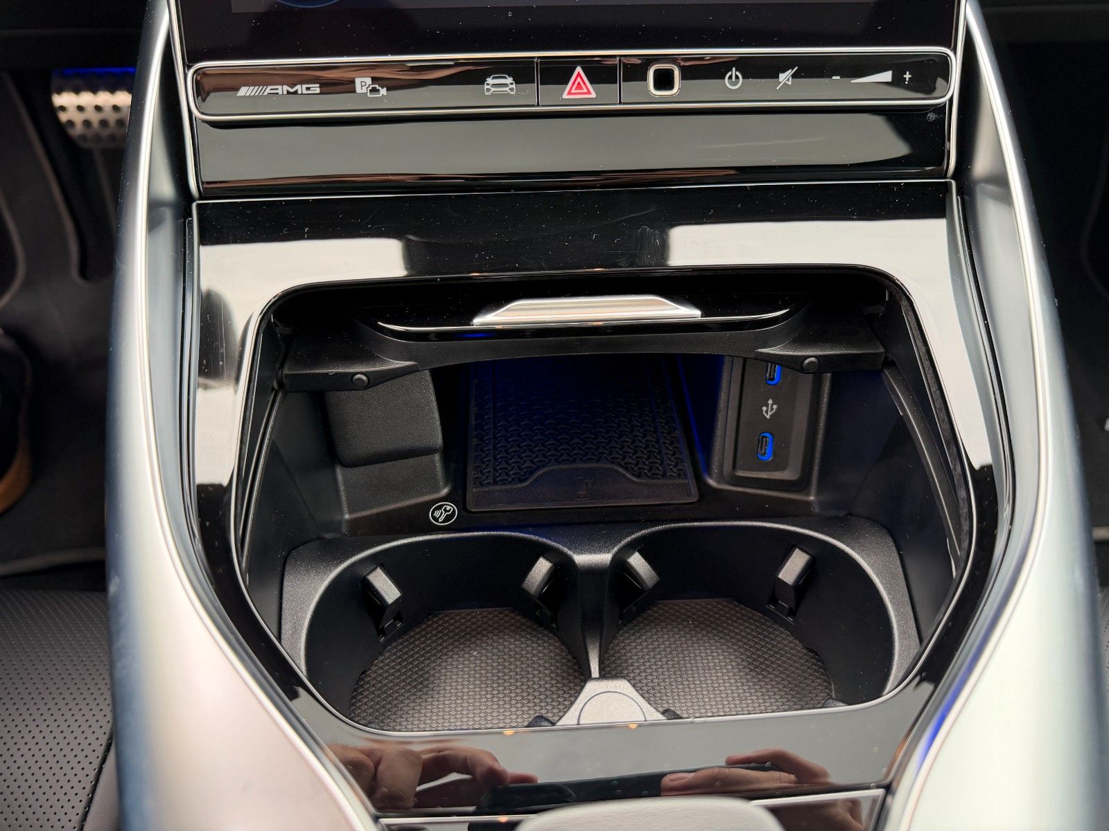 Fahrzeugabbildung Mercedes-Benz AMG GT 43 Premium Plus HUD+Burm+RideControl+360°