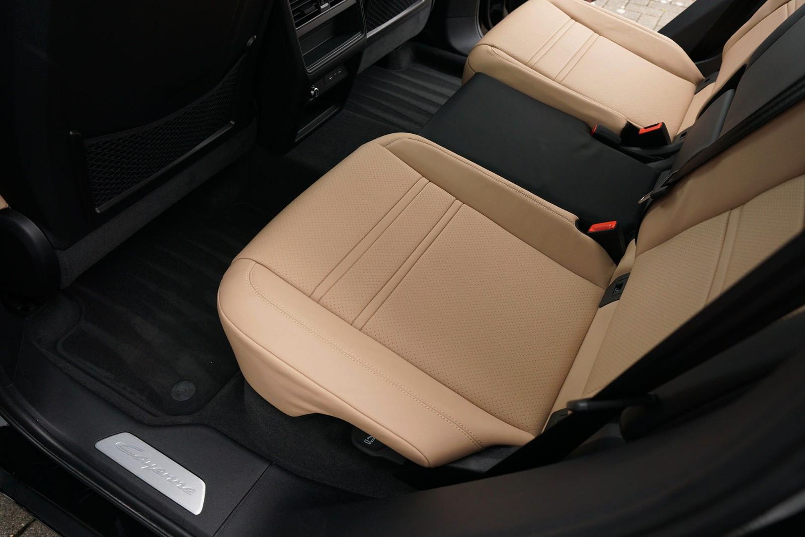 Porsche Cayenne Coupe SPORTDESIGN-INNO-LUFTF.-22"-BEIGE