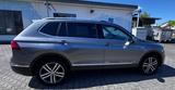 Volkswagen Tiguan Allspace 2.0 TSI OPF 162kW DSG 4MOTIO... - Volkswagen Tiguan Allspace mit Benzin-Antrieb: Grau, Panorama-Dach