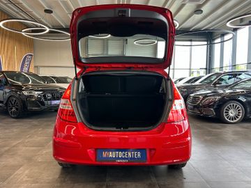 MYAUTOCENTER – Gebraucht- und Jahreswagen mit Werkstattservice in Pfaffenhofen Hyundai i30 *Scheckheft*Klimaanlage*TÜV-NEU*