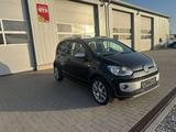 Volkswagen up  cross up  - gebrauchte Kleinwagen in Hildesheim