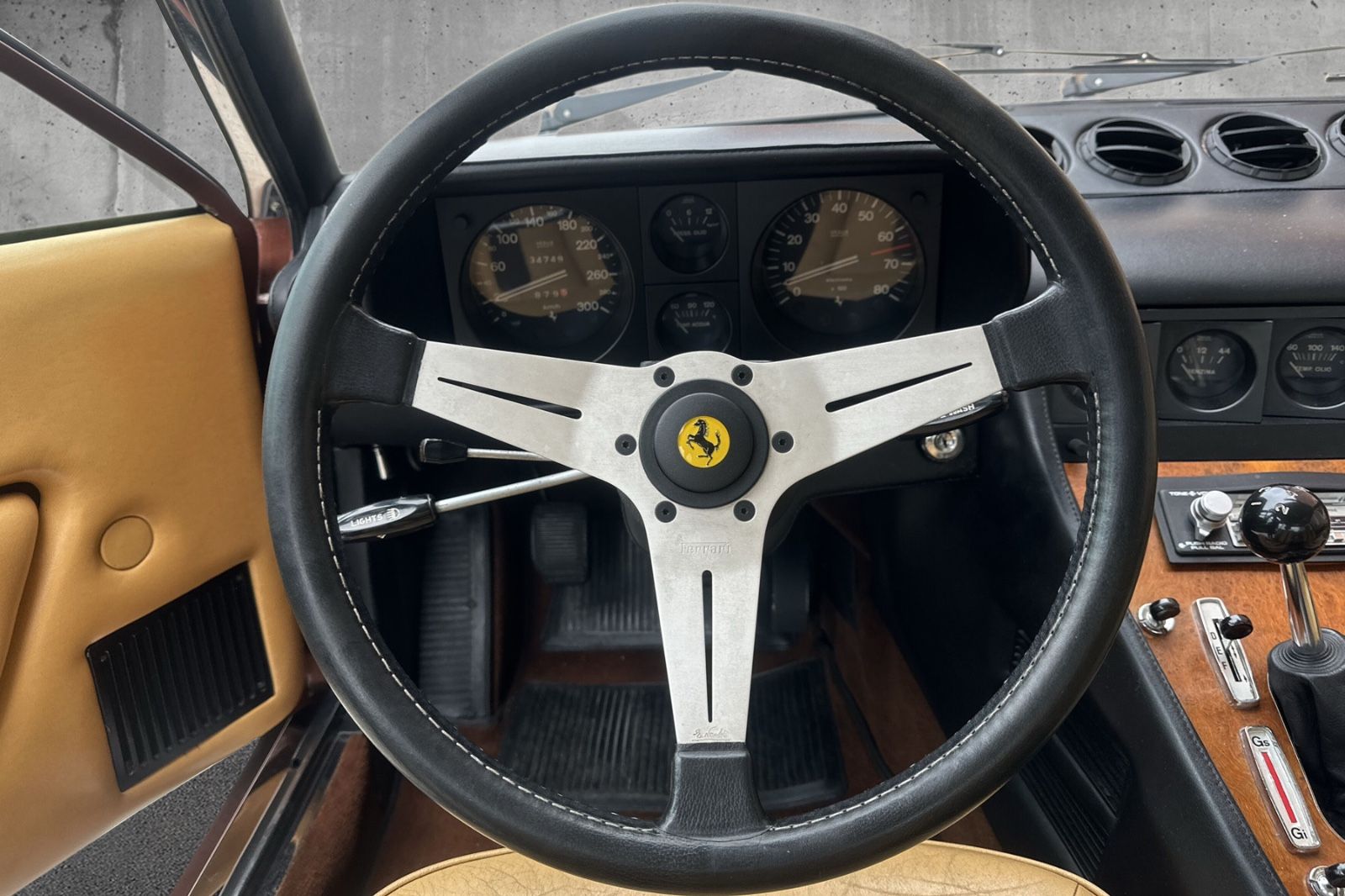 Fahrzeugabbildung Ferrari 400GT i*Handschalter