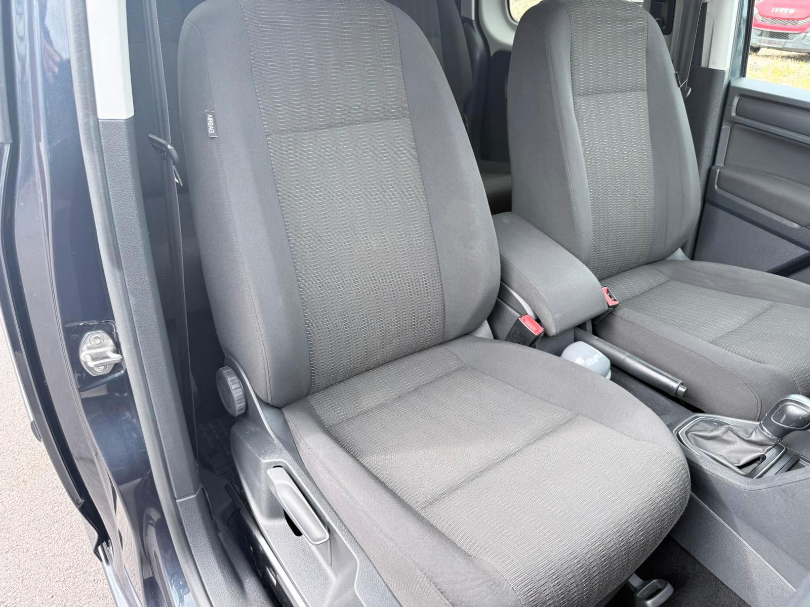 Volkswagen Caddy Maxi Comfortline BMT DSG PDC