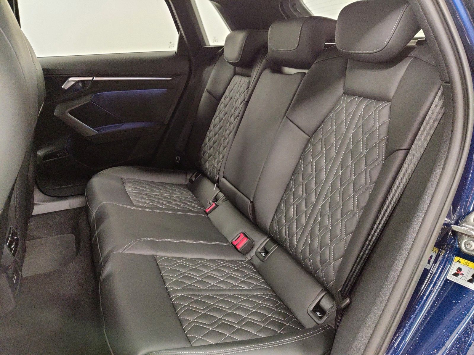 Audi A3 Spb TFSI S line AHK SONOS ACC Matrix-LED foto 12