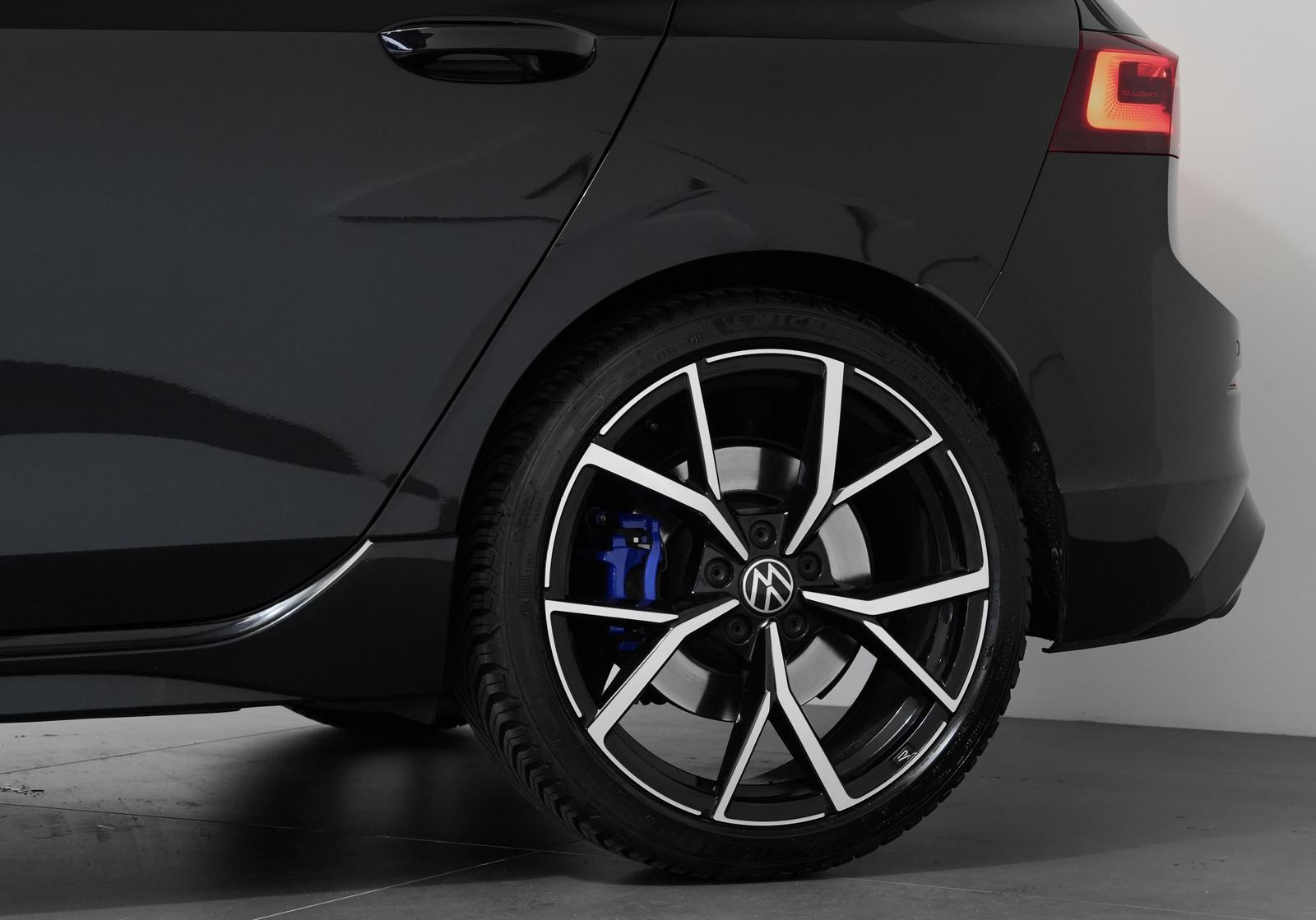 Volkswagen Golf VIII R 4M*PERFORMANCE*HK*R.KAM*LEDER*NAVI, миниатюра 10