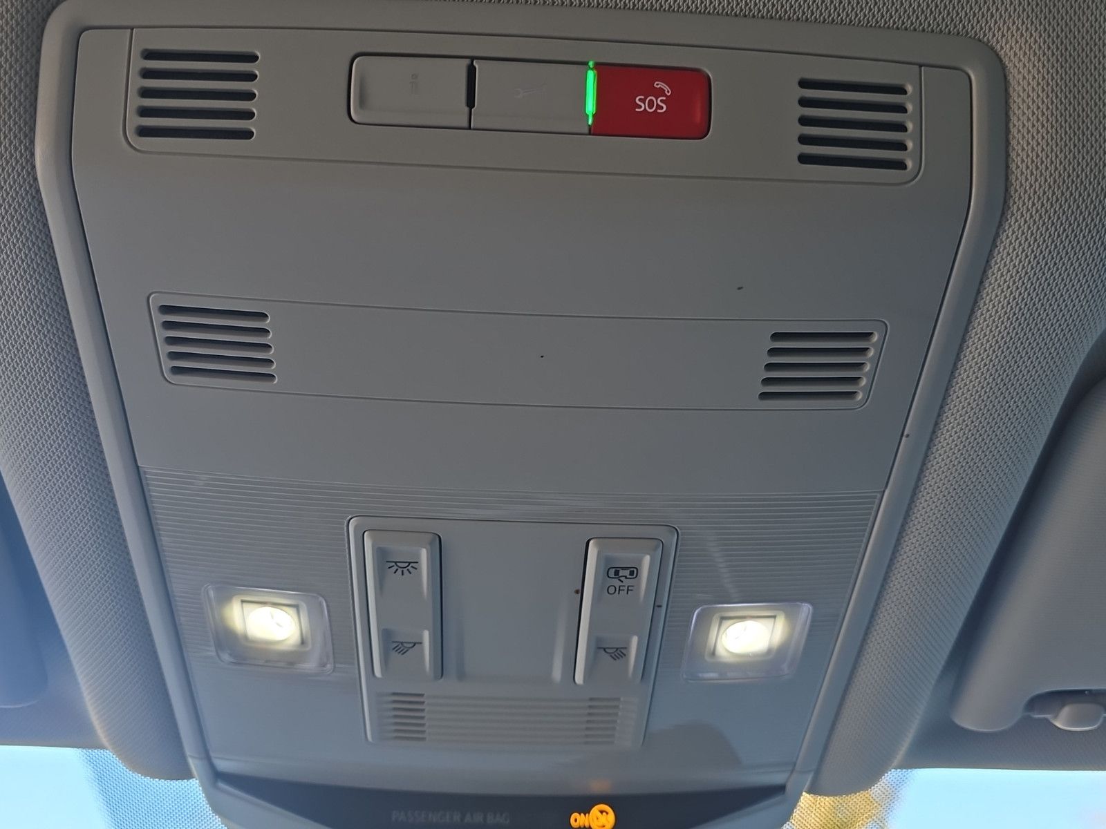 Fahrzeugabbildung Volkswagen T-Roc Active+NAVI+TEMPOMAT+KAMERA+PDC