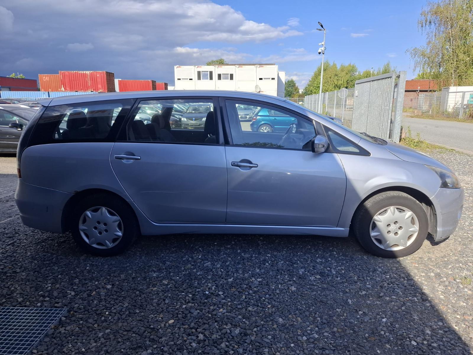 Mitsubishi Grandis 2005 — photo 23