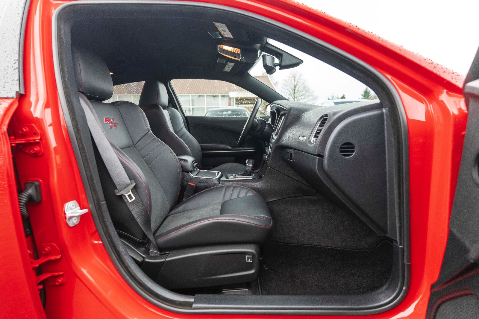 Fahrzeugabbildung Dodge Charger 5,7L R/T KAM NAV BLACKTOP CARPLAY ALPIN