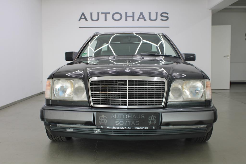 Mercedes-Benz CE 220