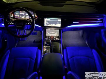Audi Q8 - 10