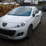 Peugeot 207 CC Black & White Edition 120 Black & Whi... - Peugeot 207: Black White Edition