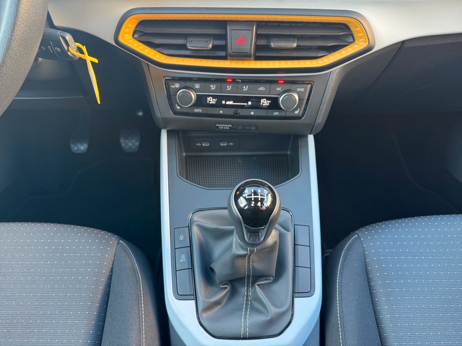 Fahrzeugabbildung SEAT Arona Style 1.0 TSI