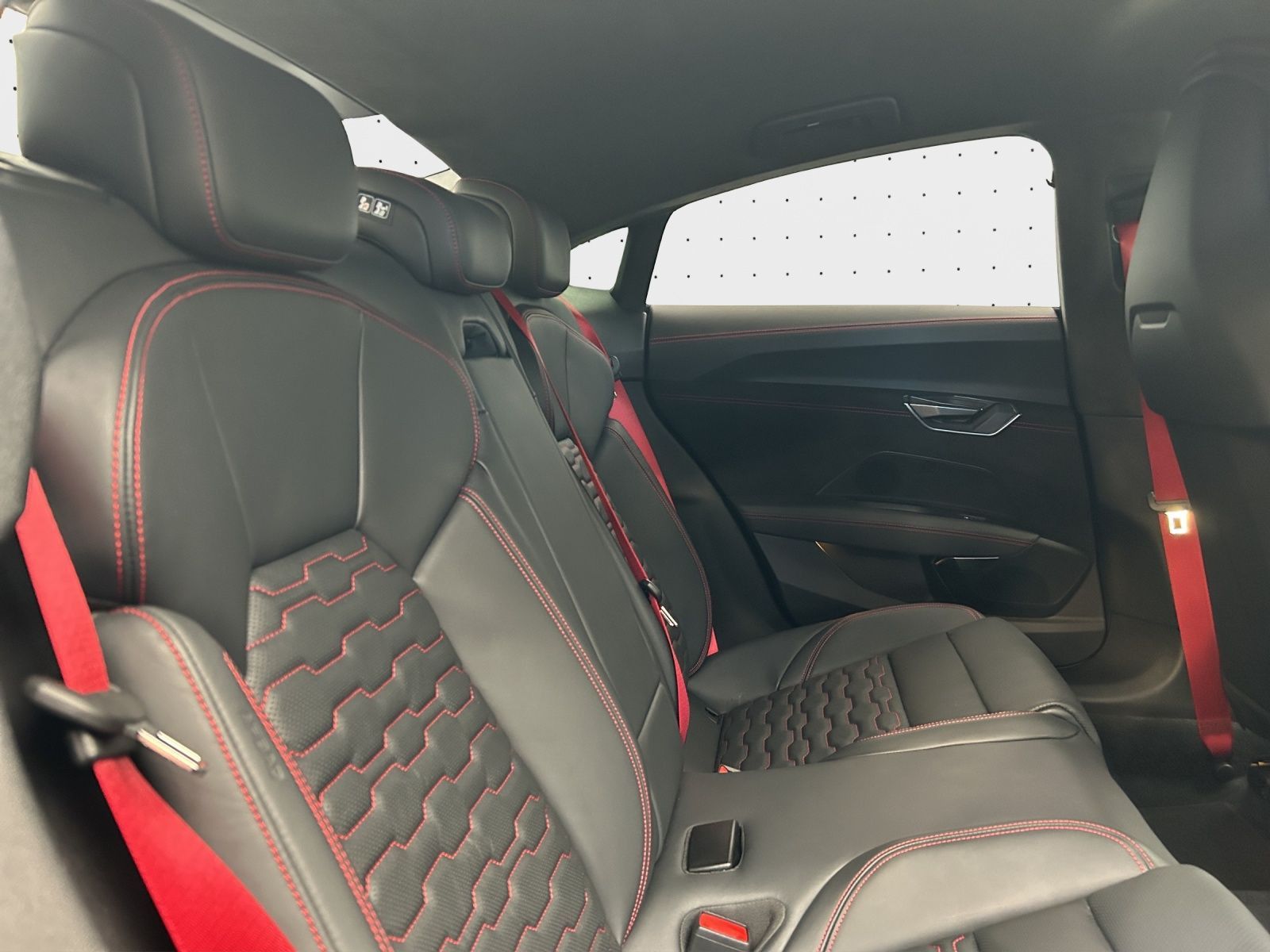 Audi RS e-tron GT - Bild 16