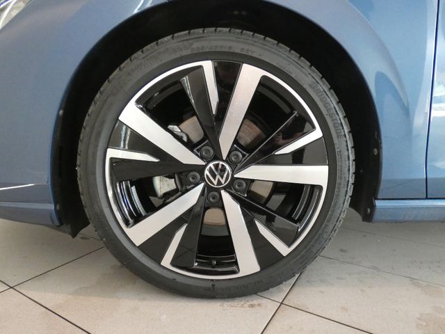 Golf Variant 1.5 eTSI Style DSG AHK PANO KAMERA