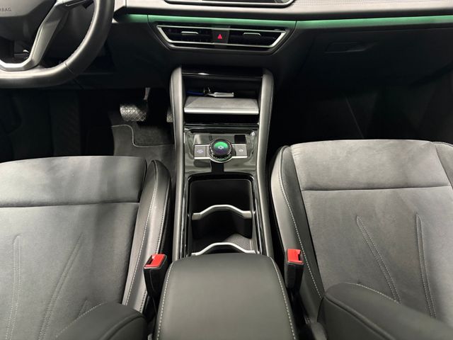 Tiguan Elegance 2.0 TDI DSG ACC LED SHZ