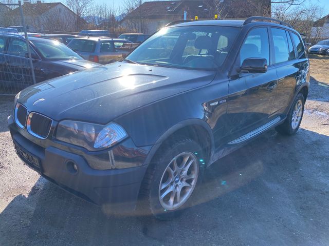 BMW X3 2.5i - 4x4 - AHK -