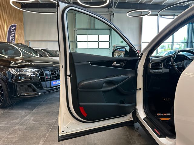 Kia Sorento*SitzBelüftung*Pano*ACC*Memory*BI-Xenon*