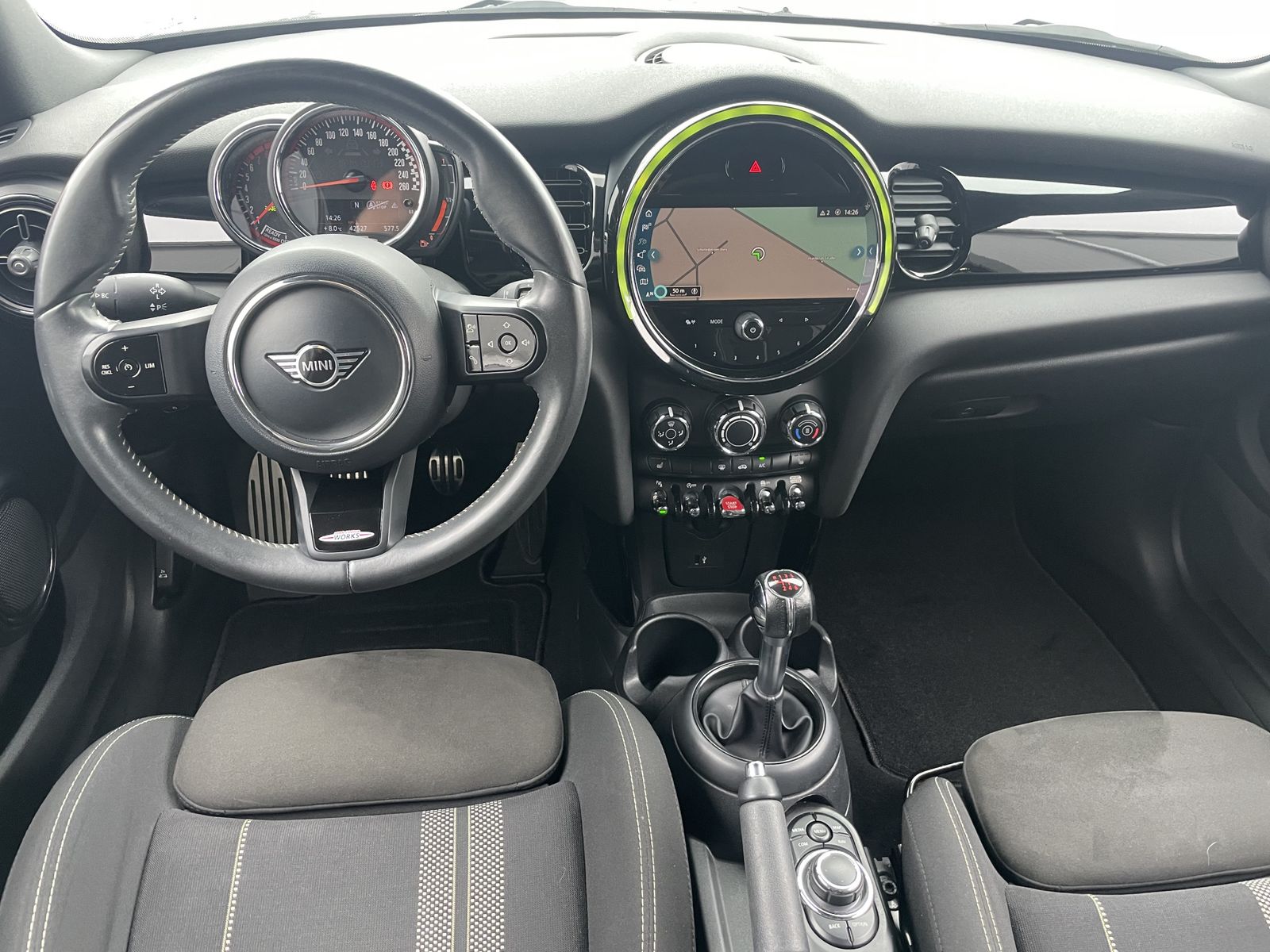 Fahrzeugabbildung MINI John Cooper Works Cabrio NAV+LED+KAMERA+17ZO+PP