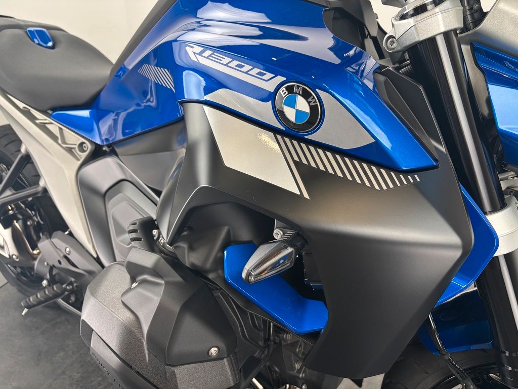 Fahrzeugabbildung BMW R 1300 R *NEUWERTIG *VIEL AUSSTATTUNG