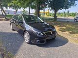 Peugeot 308 SW Active Business Automatik/Navigation/EU6 - Peugeot 308 Gebrauchtwagen in Köln