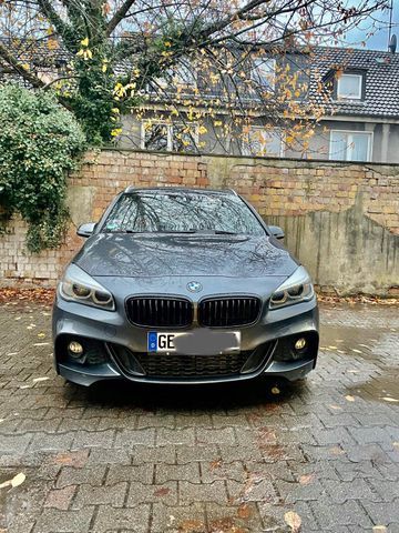 BMW 2er 218 Gran teuer M-Paket 7Sitser*pan...