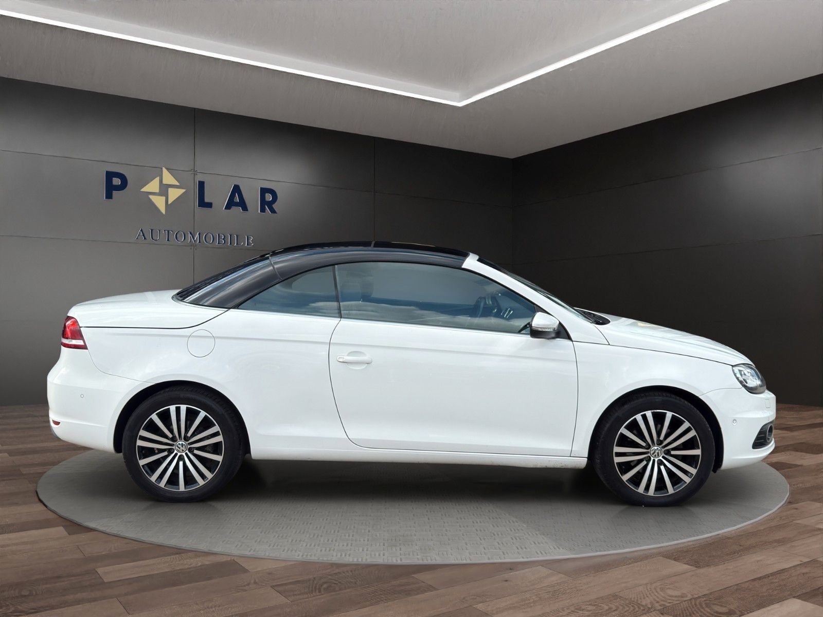 Fahrzeugabbildung Volkswagen Eos Sport&Style *Pano*Kamera*Bi-Xen*Parklenkass*