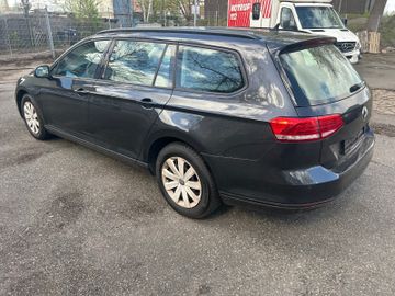 Volkswagen Passat Variant - 4