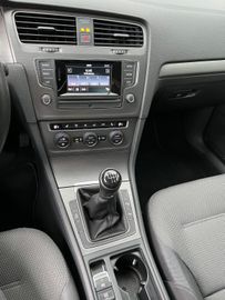 Volkswagen Golf - 12