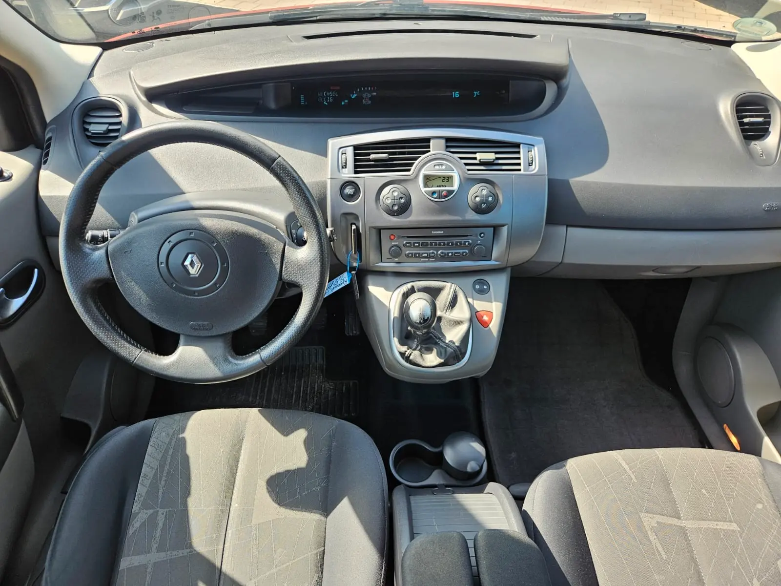 Renault Scenic 2006 — photo 10