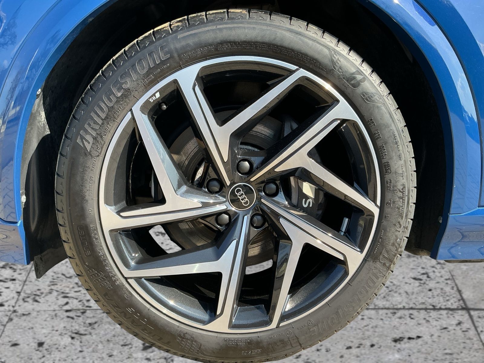Audi SQ6 e-tron - Bild 8