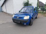 Peugeot Partner Blau - gebrauchte Peugeot Partner aus dem Jahr 2004