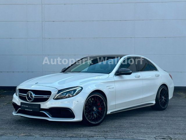 Mercedes-Benz C 63S AMG *PERF.AGA*DRIVERS*PANO*CARBON*360°*