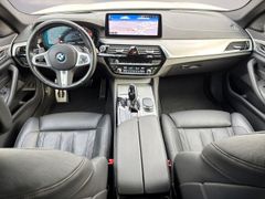 Fahrzeugabbildung BMW 540d xDrive M Sport LASER AHK KOMFORTSITZE H&K