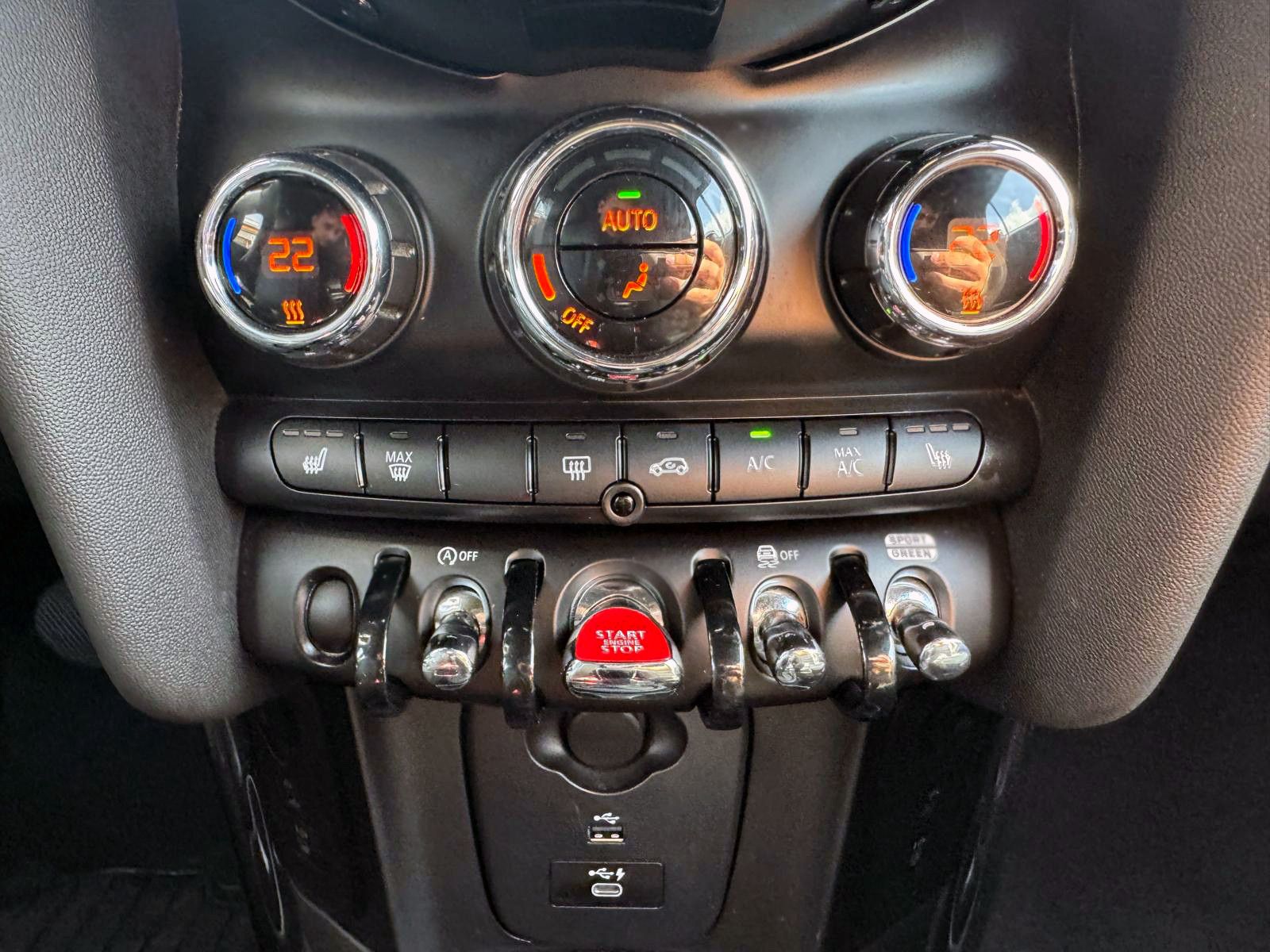 Fahrzeugabbildung MINI COOPER S Cabrio Classic-Trim Aut. ACC HUD KAM BT